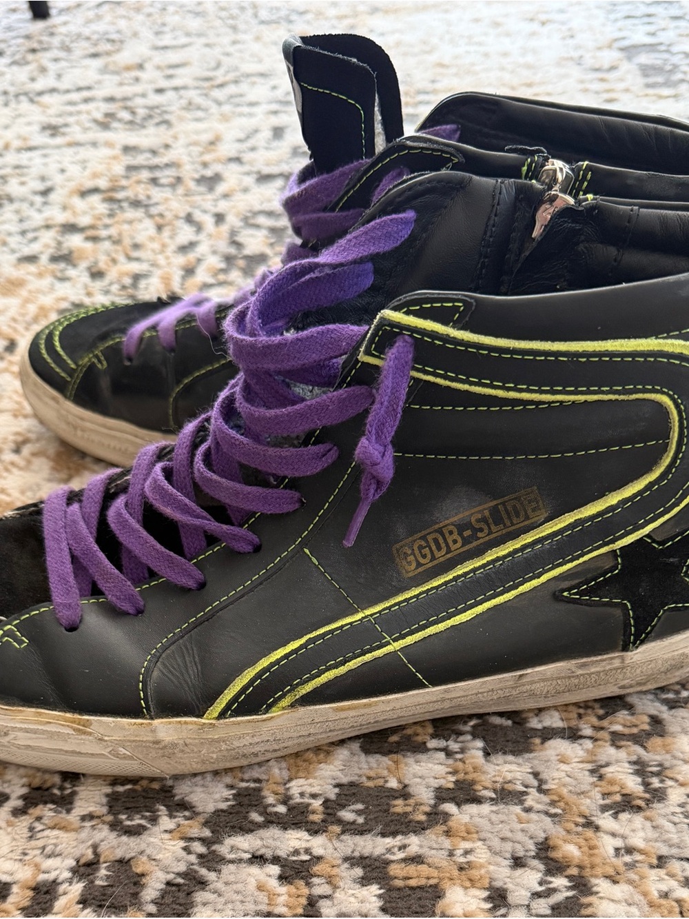 GGDB Golden Goose Slide Mens, Purple Neon and Black Leather size 44